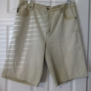 🚚🎇TRUTUS JEAN SHORTS SIZE 38🎑🎉NEW!!! VINTAGE,A FANTASTIC GIFT. 🎁